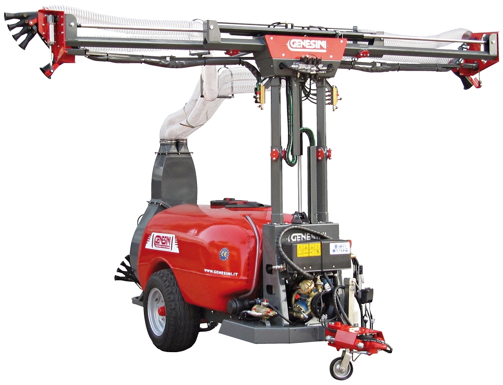 Genesini Delta 4/f multirow sprayer for vineyards